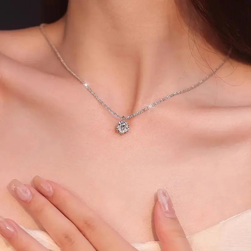 1 to 2 carats of extremely brilliant diamond moissanite pendant TETAEA