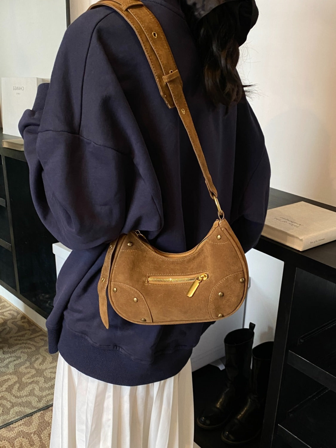 Suede Adjustable Strap Shoulder Bag - TETAEA