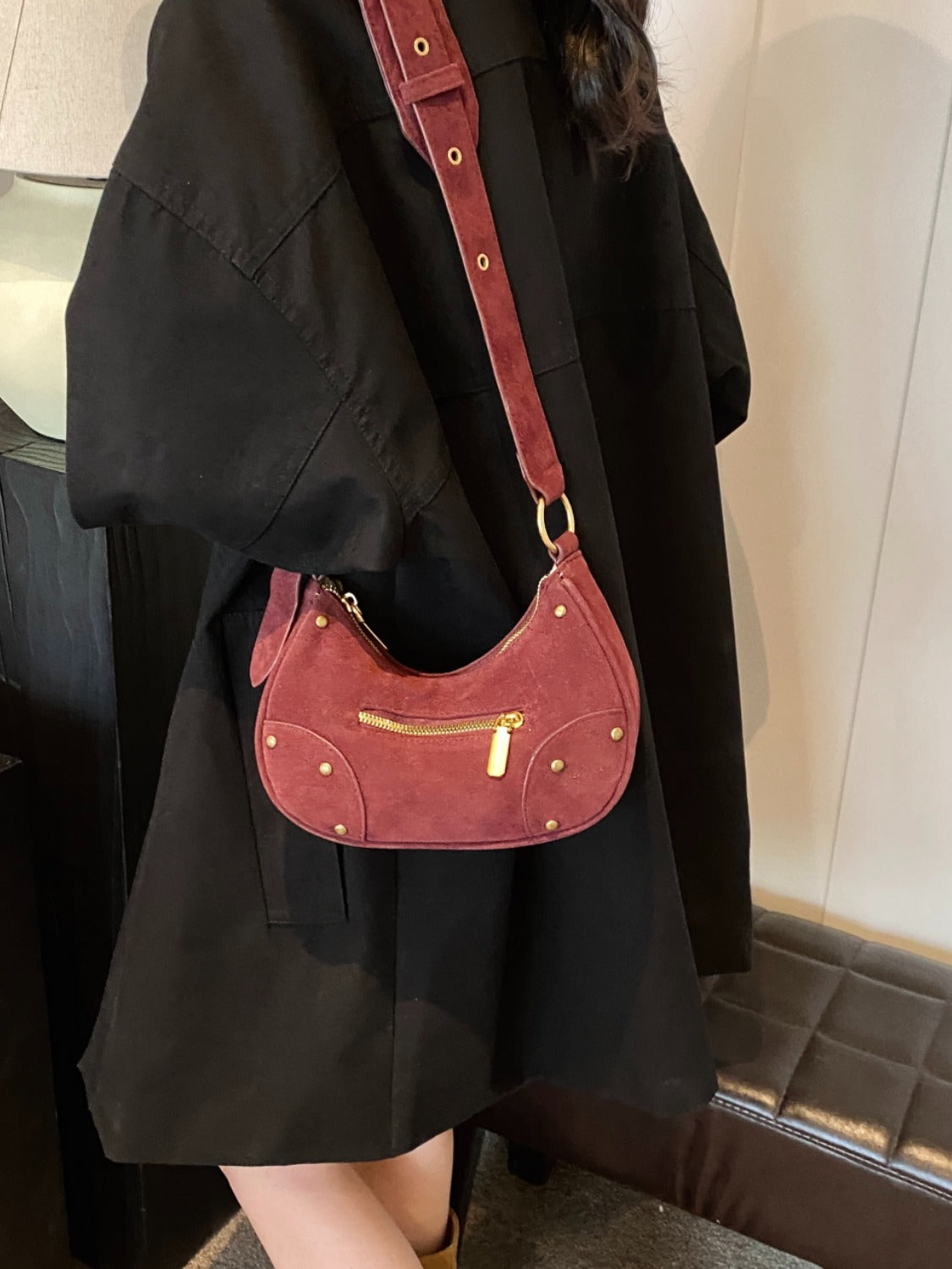 Suede Adjustable Strap Shoulder Bag - TETAEA