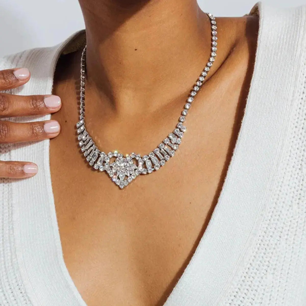 Fashion Heart Shape Rhinestone Chain Necklace TETAEA