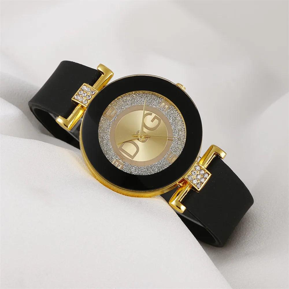 Simple Women's Quartz Watch