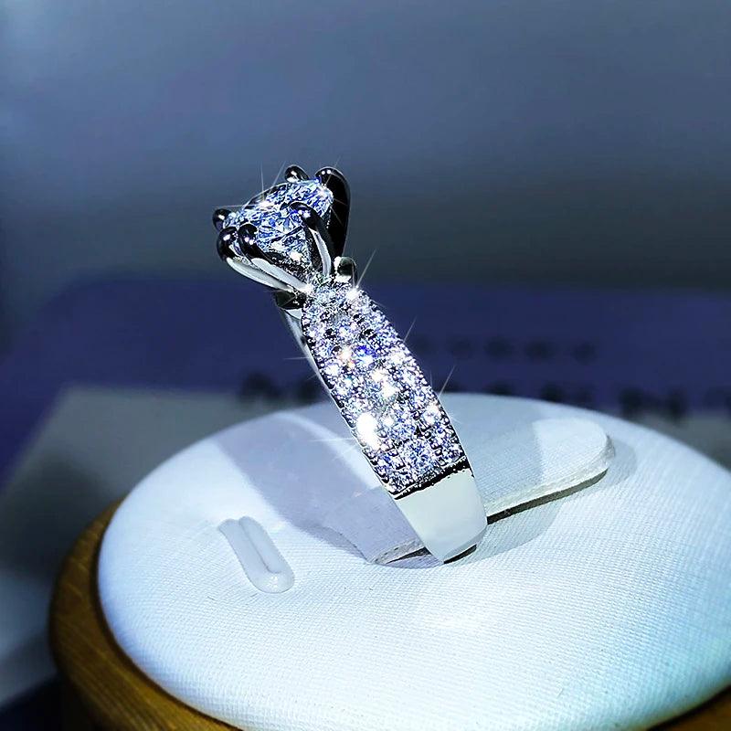 925 Sterling Silver Luxury Sparkling Six-Claw White Zircon Ring