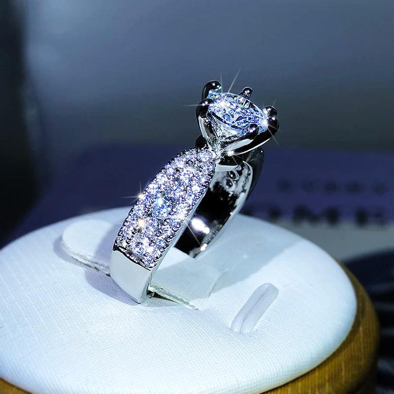 925 Sterling Silver Luxury Sparkling Six-Claw White Zircon Ring