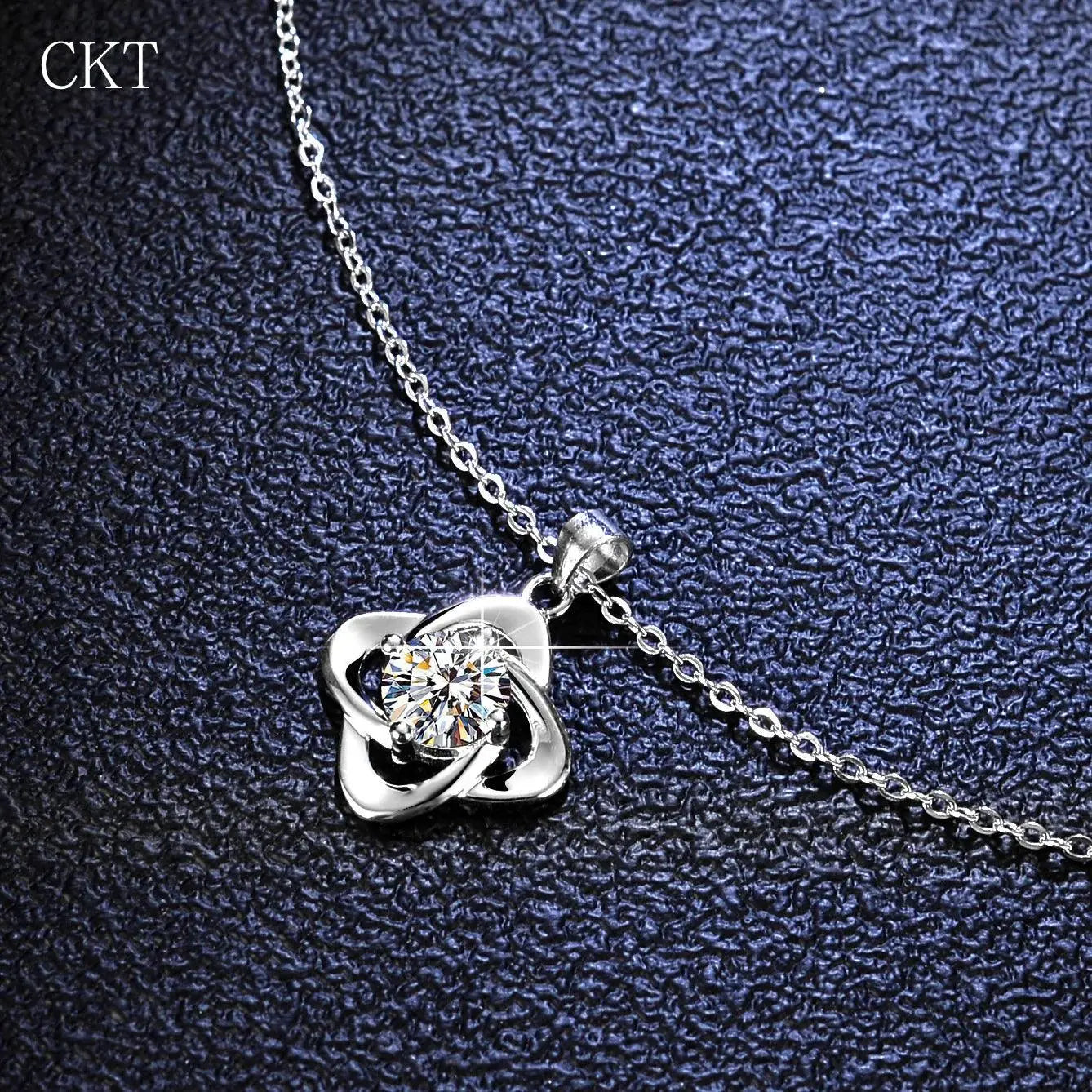 Luxury 1 Carat Moissanite Diamond Pendant Necklace for Women Classic Elegant Design TETAEA