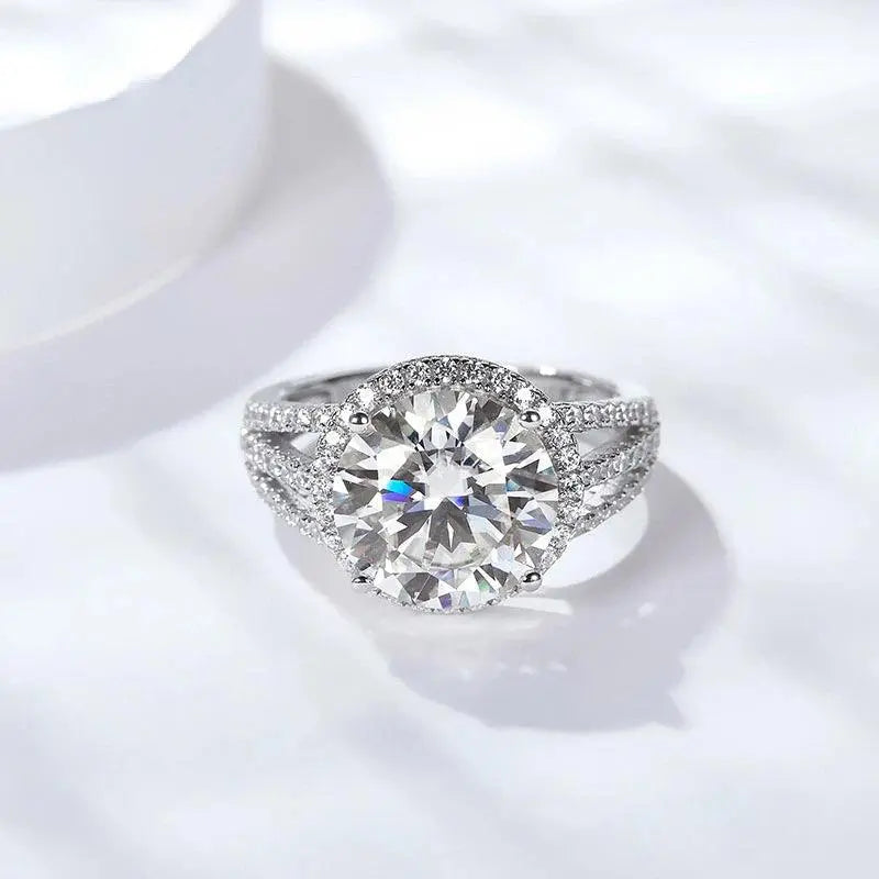 Moissanite Ring 5 Carat Round Classic TETAEA