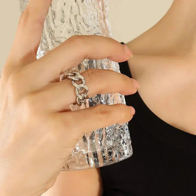New Personality Simple Chain Hollow Ring Twist shape open adjustable titanium steel ring - TETAEA