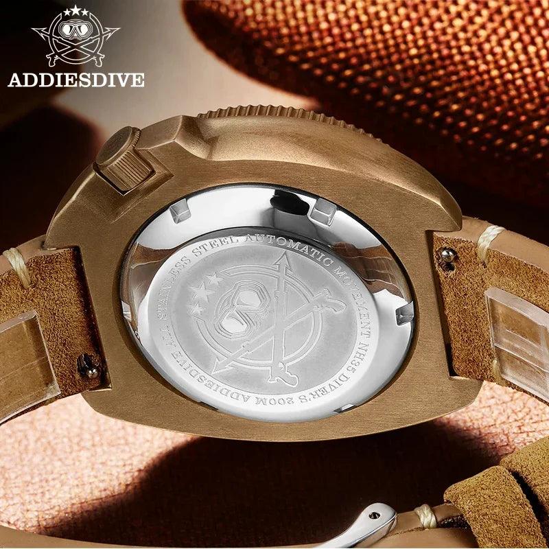 Luxury Automatic Mechanical Watch with Genuine Leather Strap for Diving to 200 Meters