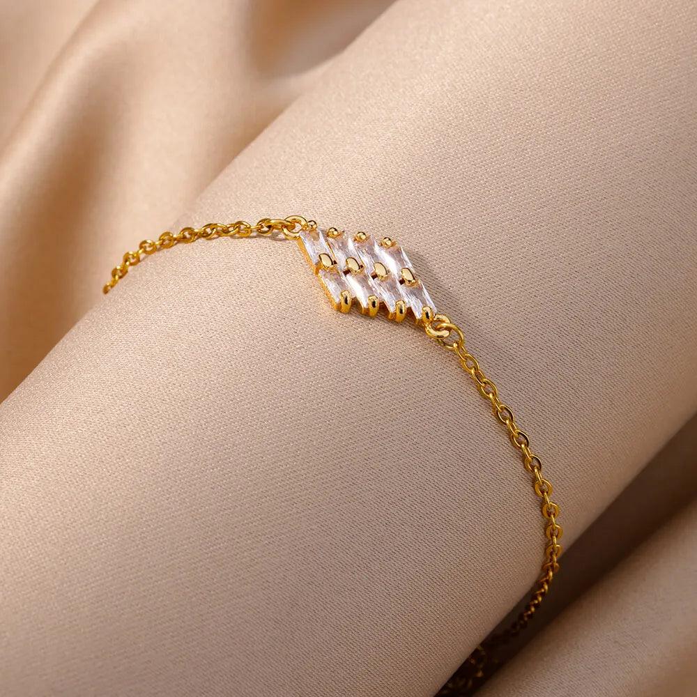 Luxury Zircon Stone Bracelet with Gold Tone Stainless Steel Chain