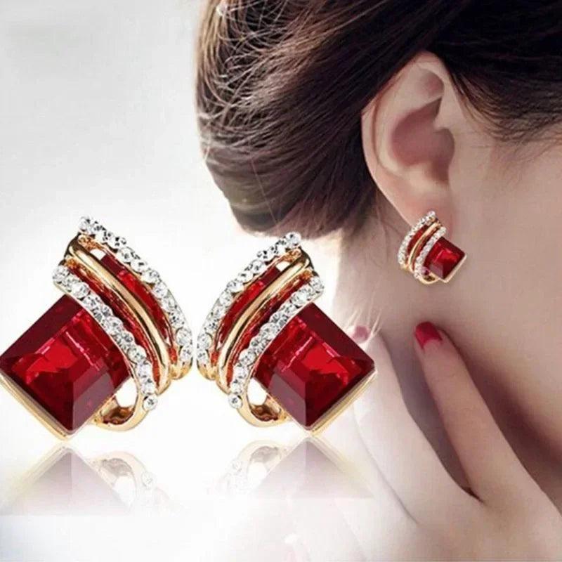 Latest Women's Square Earrings Unique Round Design Luxury Shiny Zircon Earrings