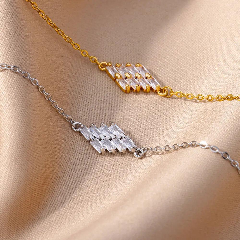 Luxury Zircon Stone Bracelet with Gold Tone Stainless Steel Chain