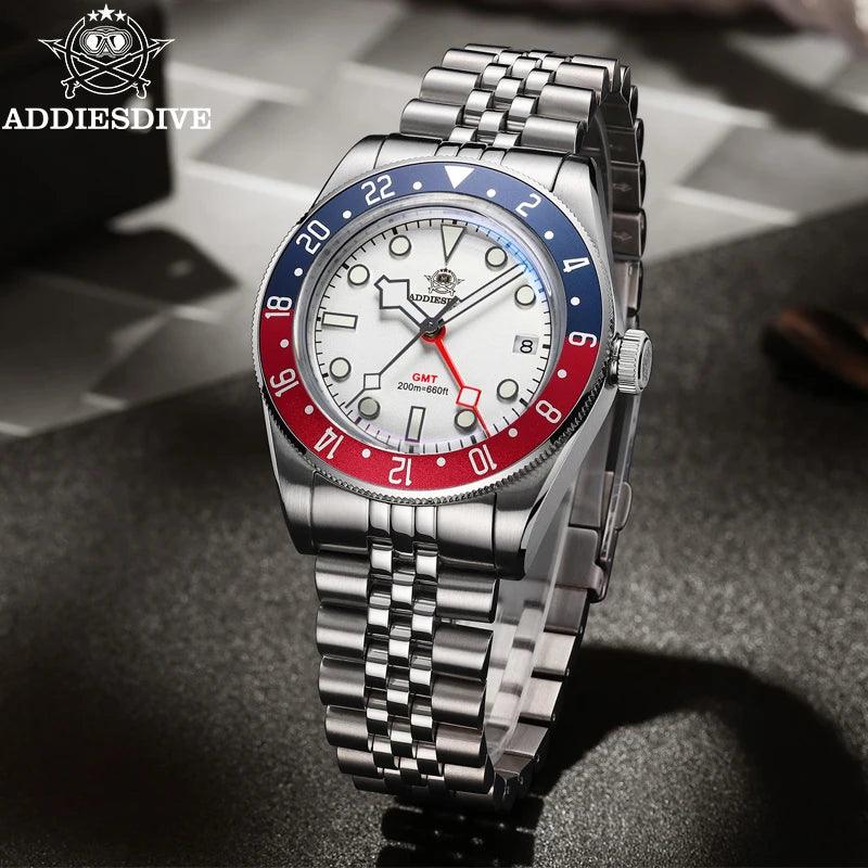 Highly Luminous Stainless Steel Quartz Watch for Diving to 200 Meters