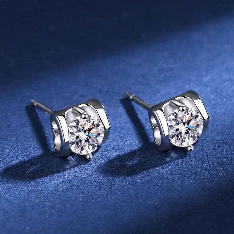 New Earrings S925 Silver 0.5 Carat Moissanite Diamond