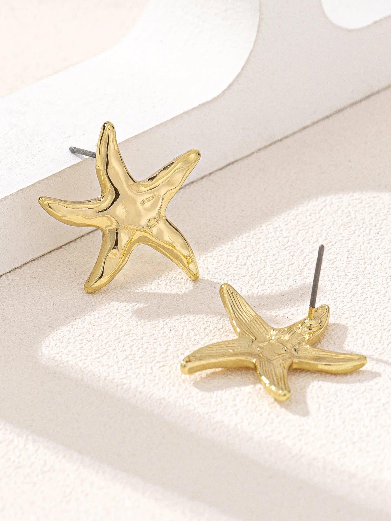 One pair of trendy nautical star stud earrings