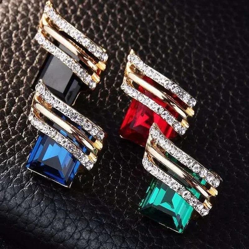 Latest Women's Square Earrings Unique Round Design Luxury Shiny Zircon Earrings